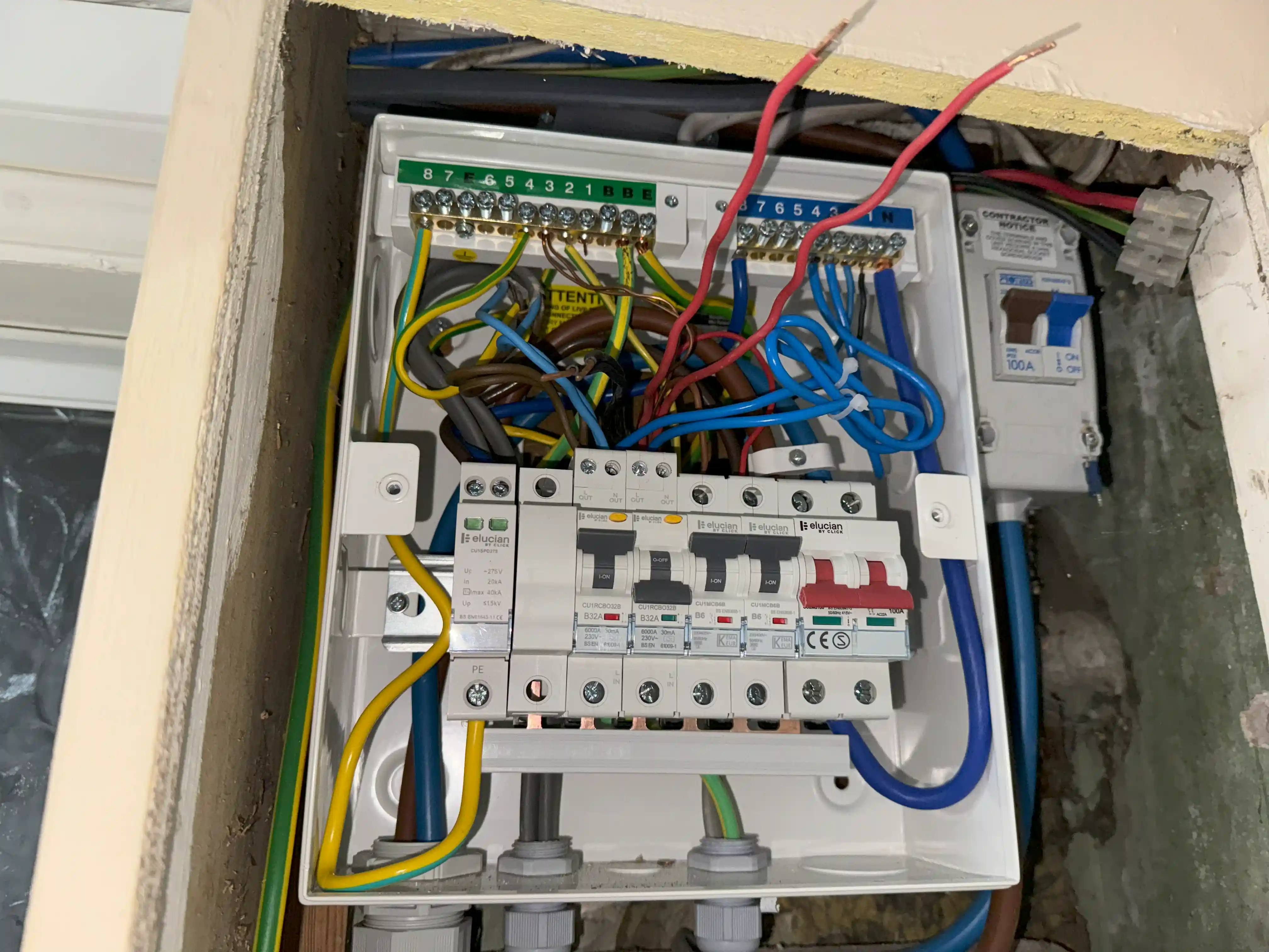 Emergency Electrician - Immediate Assistance 24/7